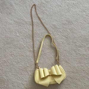 Charming Yellow Bow Women's Shoulder Bag